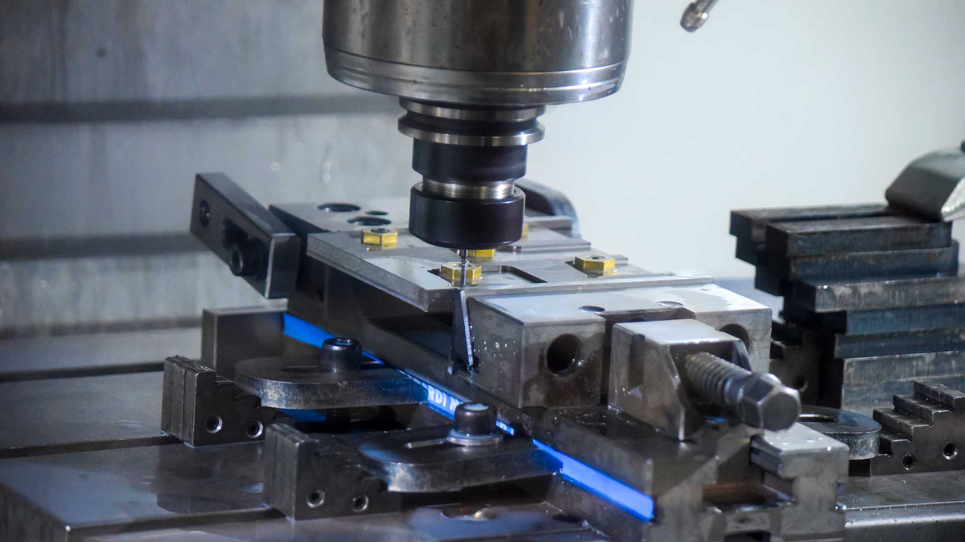 H-usinage-meta-laser préparation de la surface de la pièce